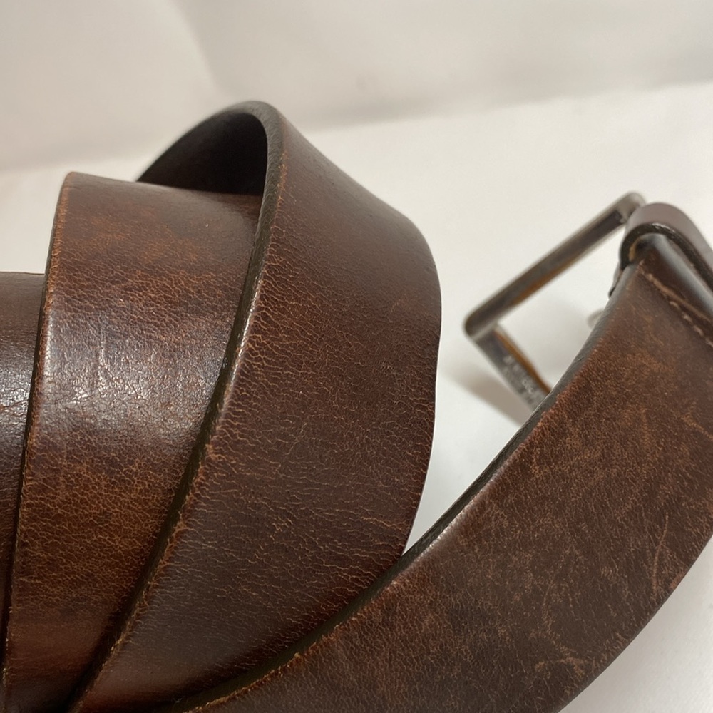 Banana Republic Brown Leather Belt with Silvertone Buckle Size 38 - Picture 4 of 8